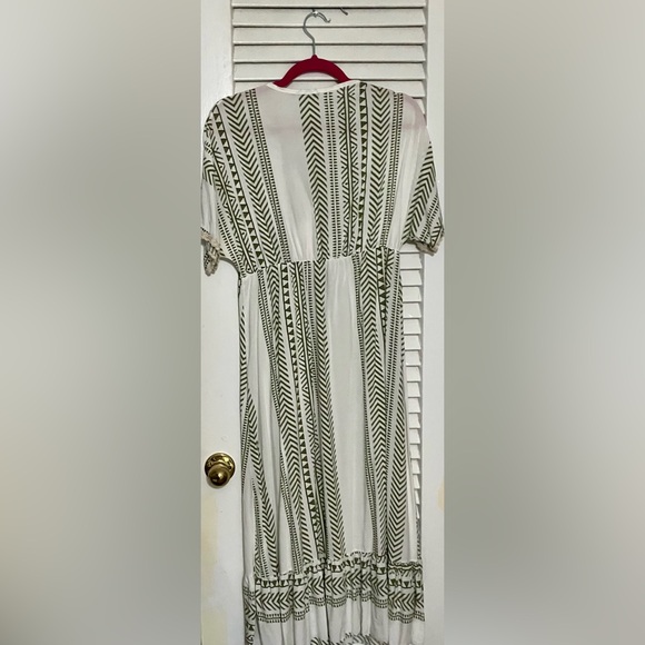 NWOT Boho Green Lola Ruiz  Maxi Dress Fits Medium Purchased in Spain - Picture 2 of 4